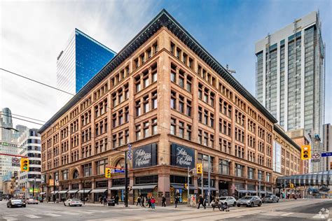 176 yonge street